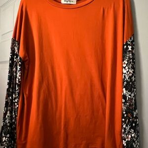 Haptics Women's Orange Floral Sleeve Blouse